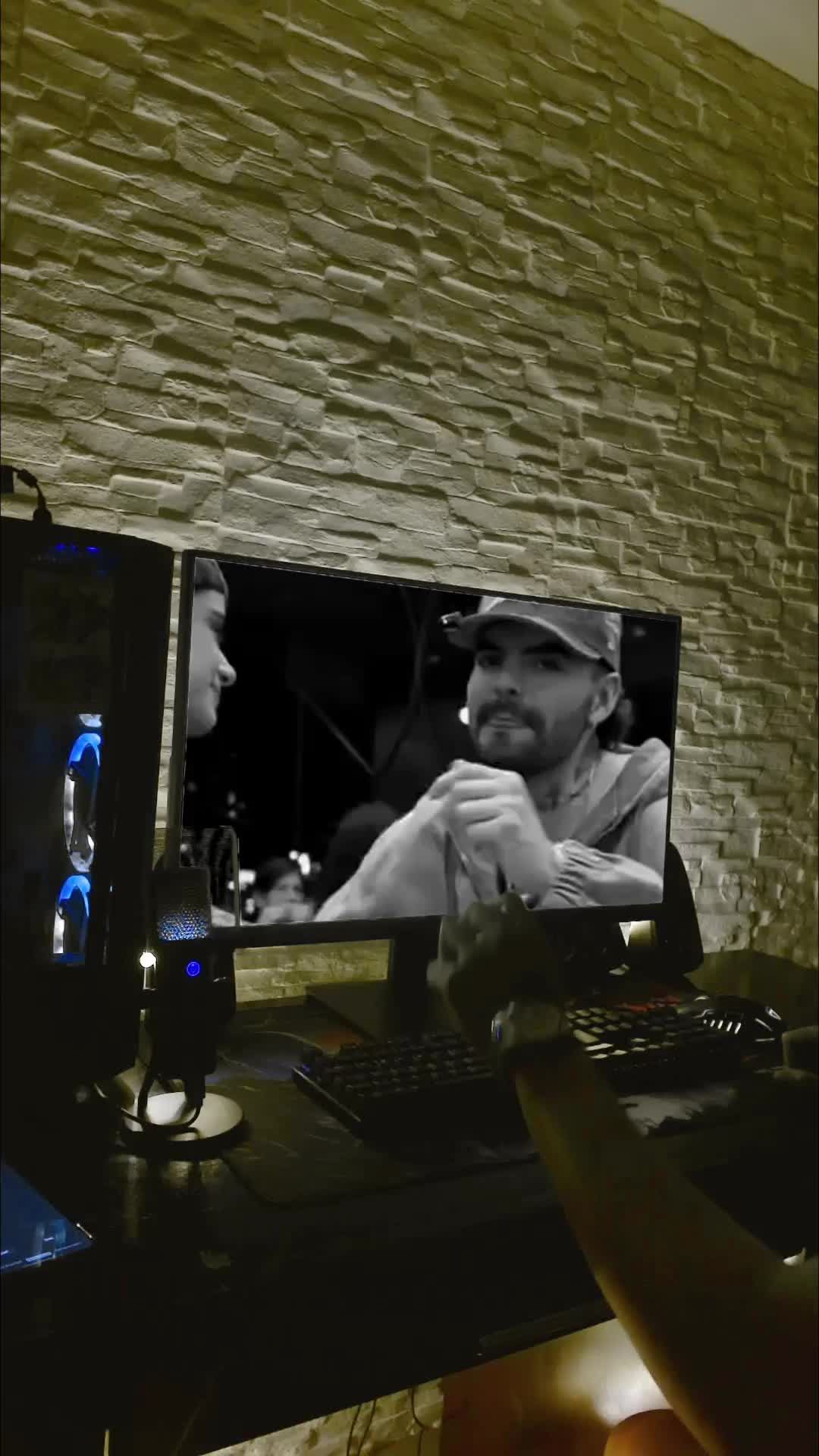 @soy_julian