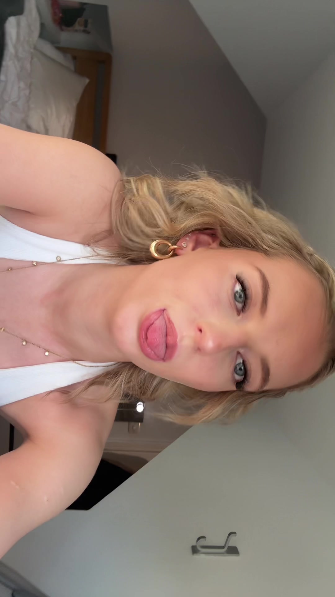 @alice