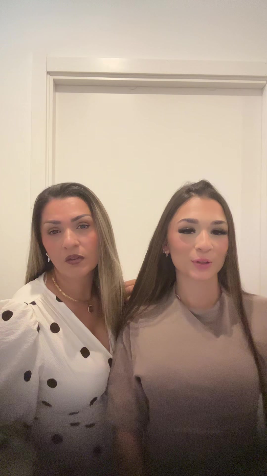 @#dfknbezza👐🏼