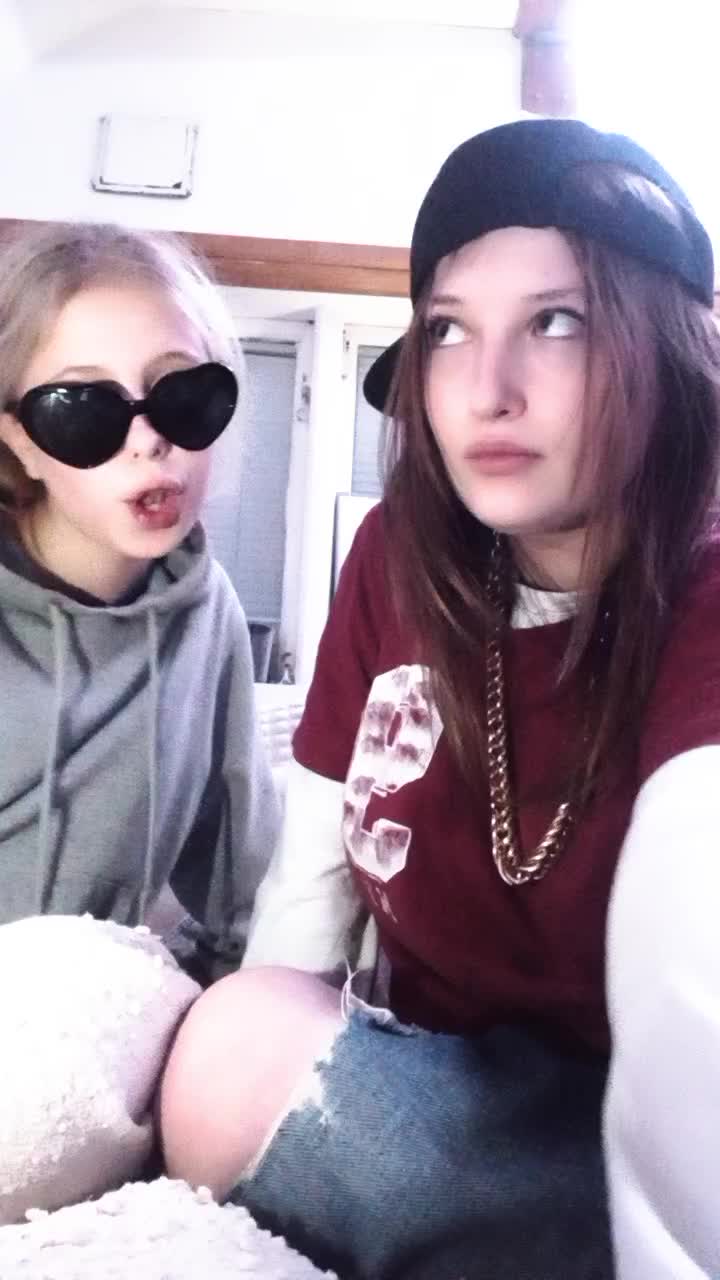 @e