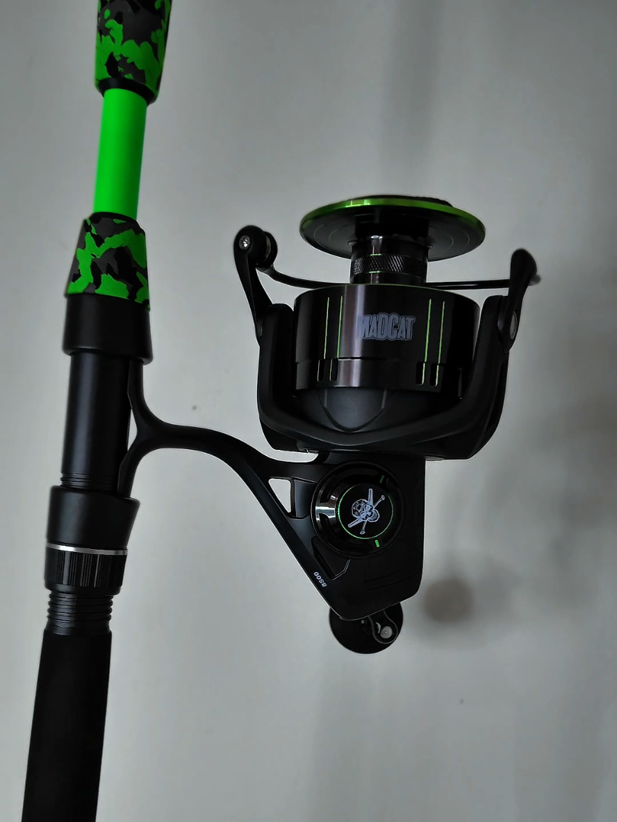 @Erika_fishing💚🖤