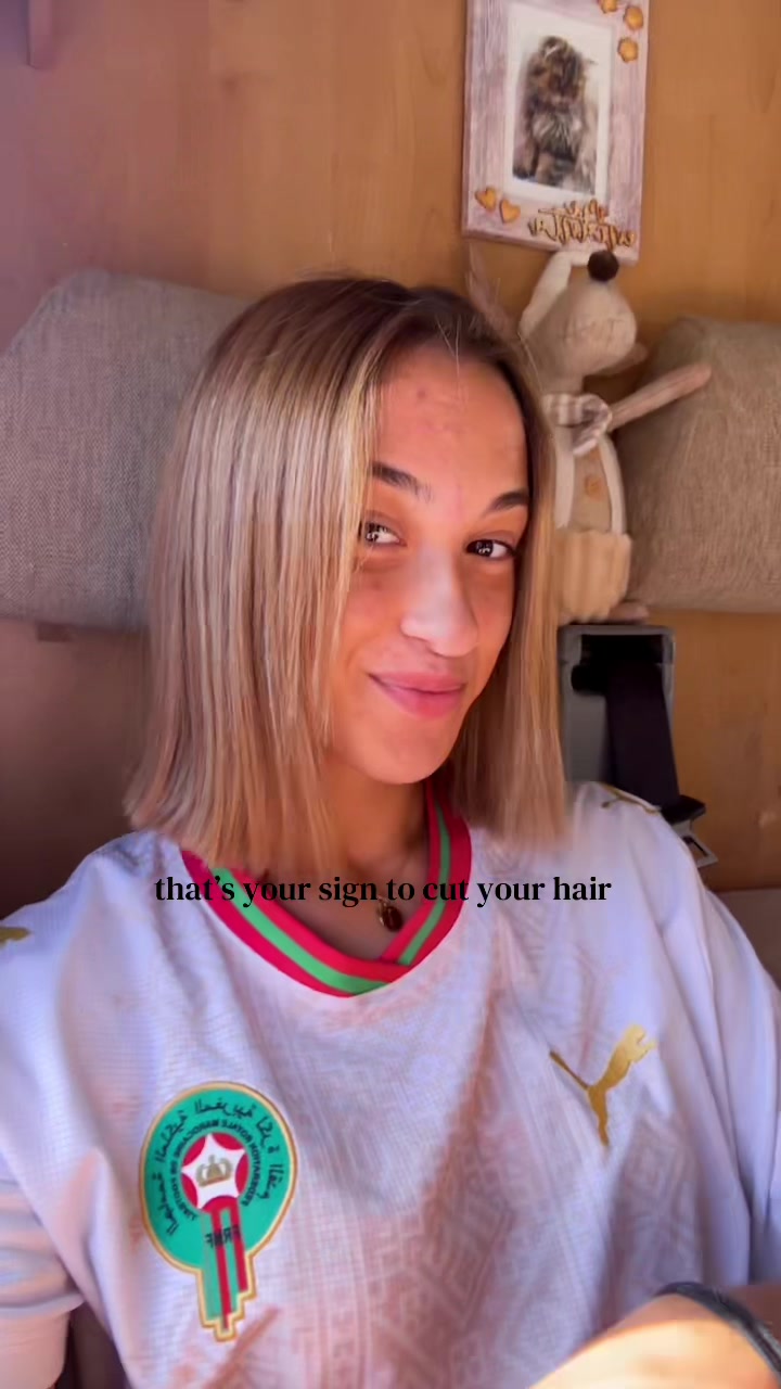 @🐴
