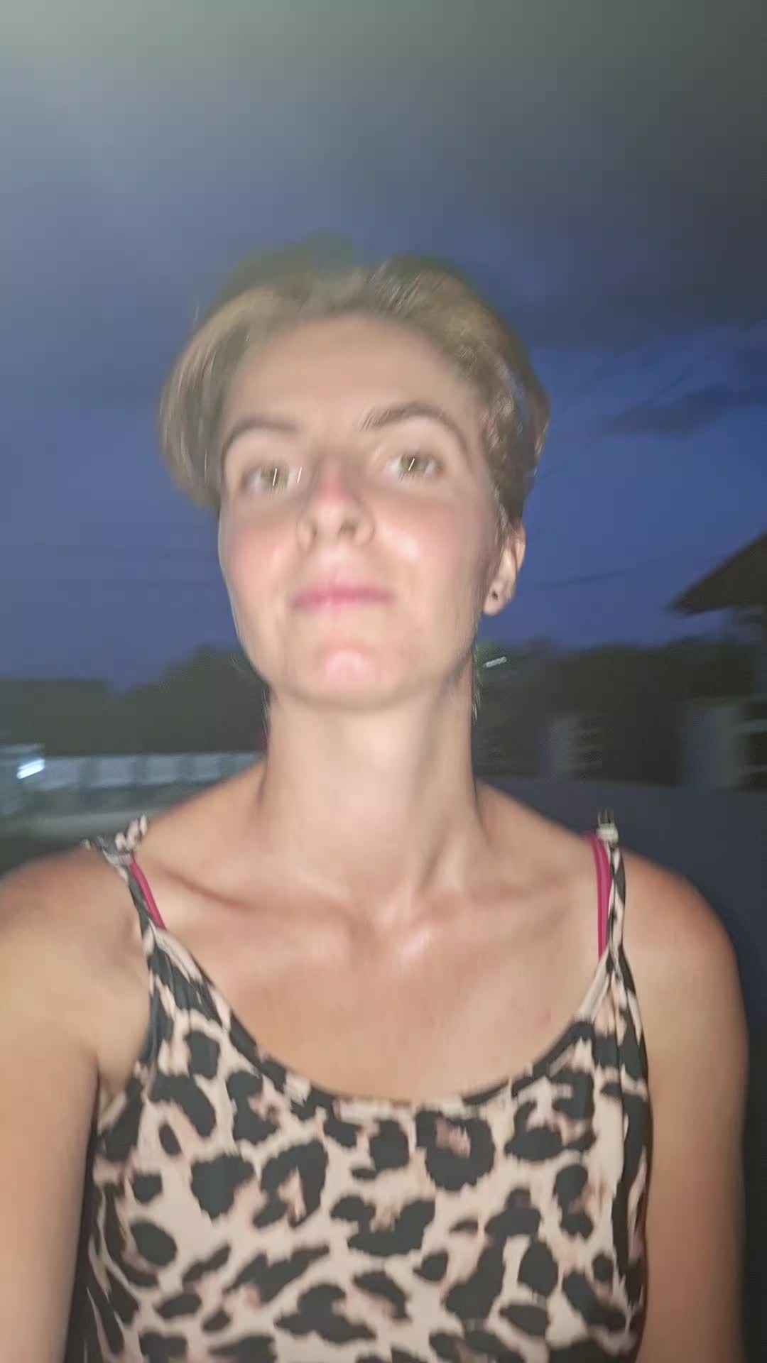 @Fata lu Lili și a Marinei