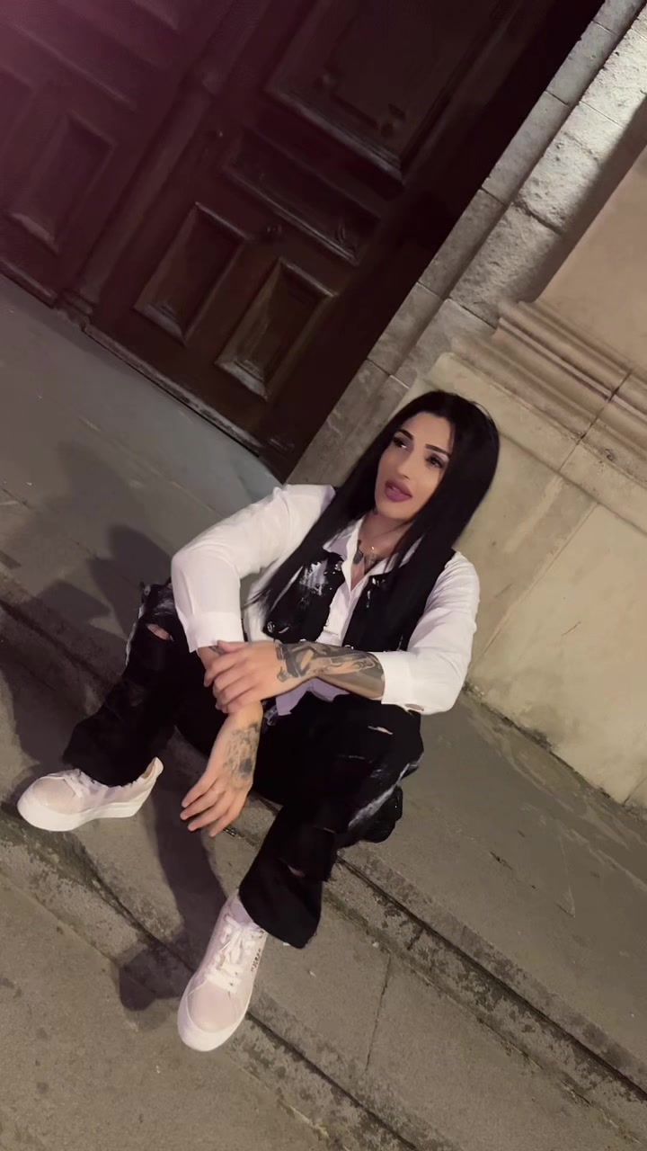 @⚜️𝓥𝓪𝓵𝓮𝓷𝓽𝓲𝓷𝓪🖤