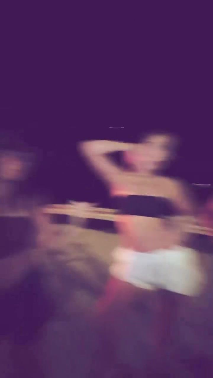 @elenii