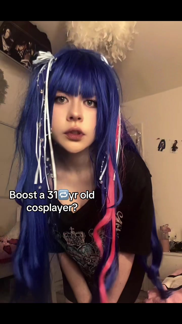 @𝘝𝘢𝘯𝘪𝘴𝘸𝘳𝘭