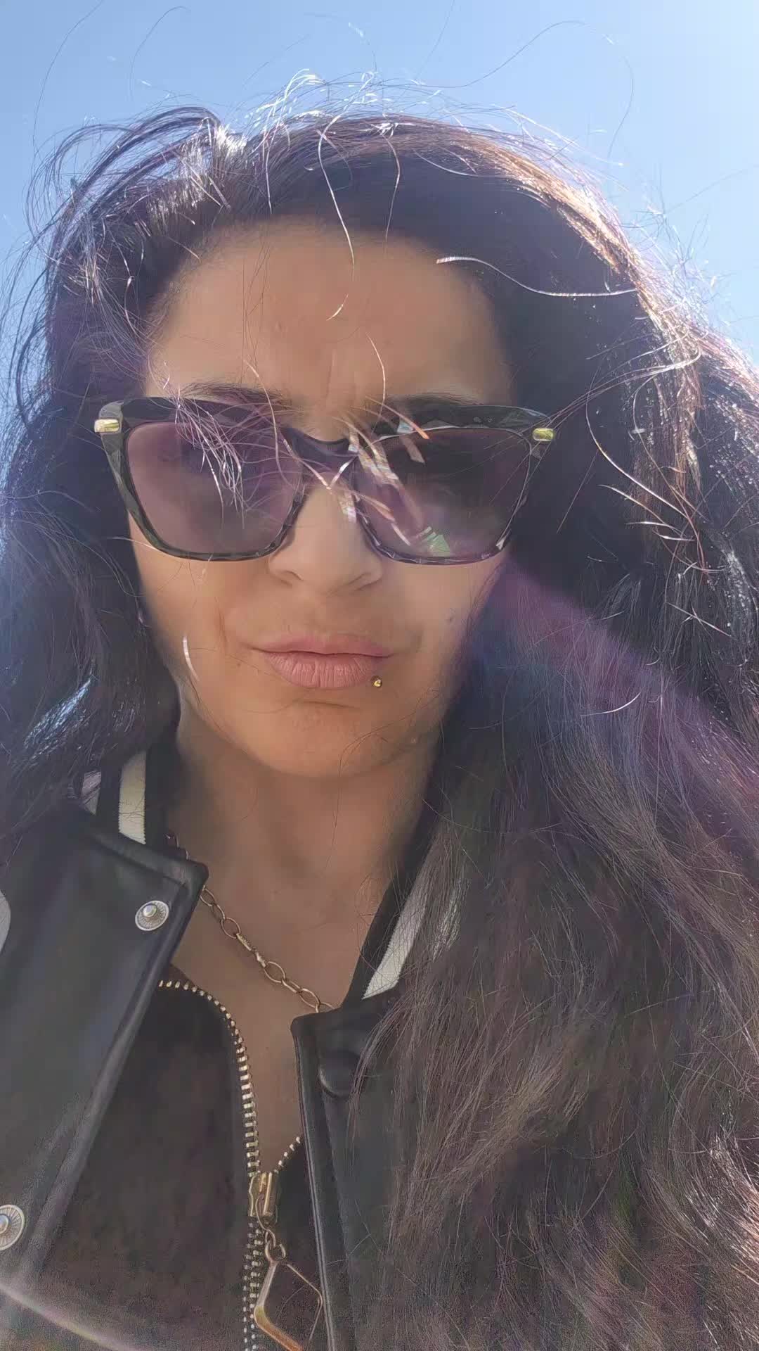 @MonalisaMona