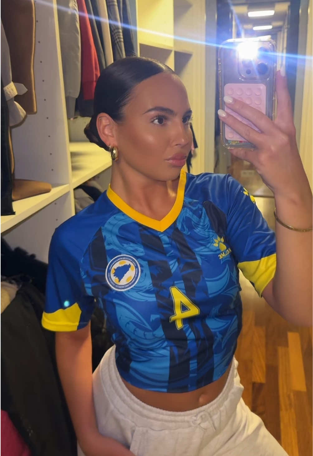 @Lejlona