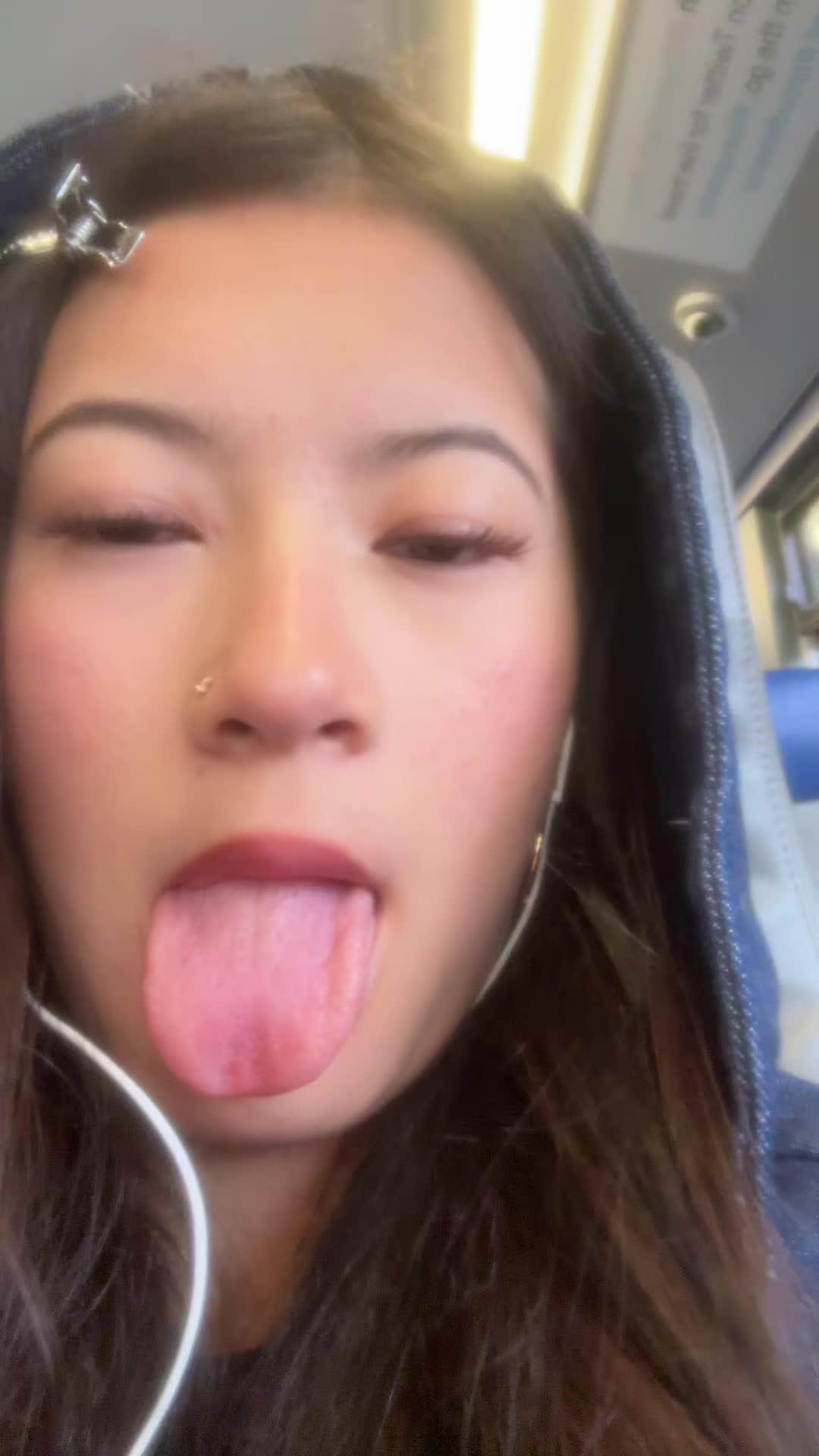 @rzyy715