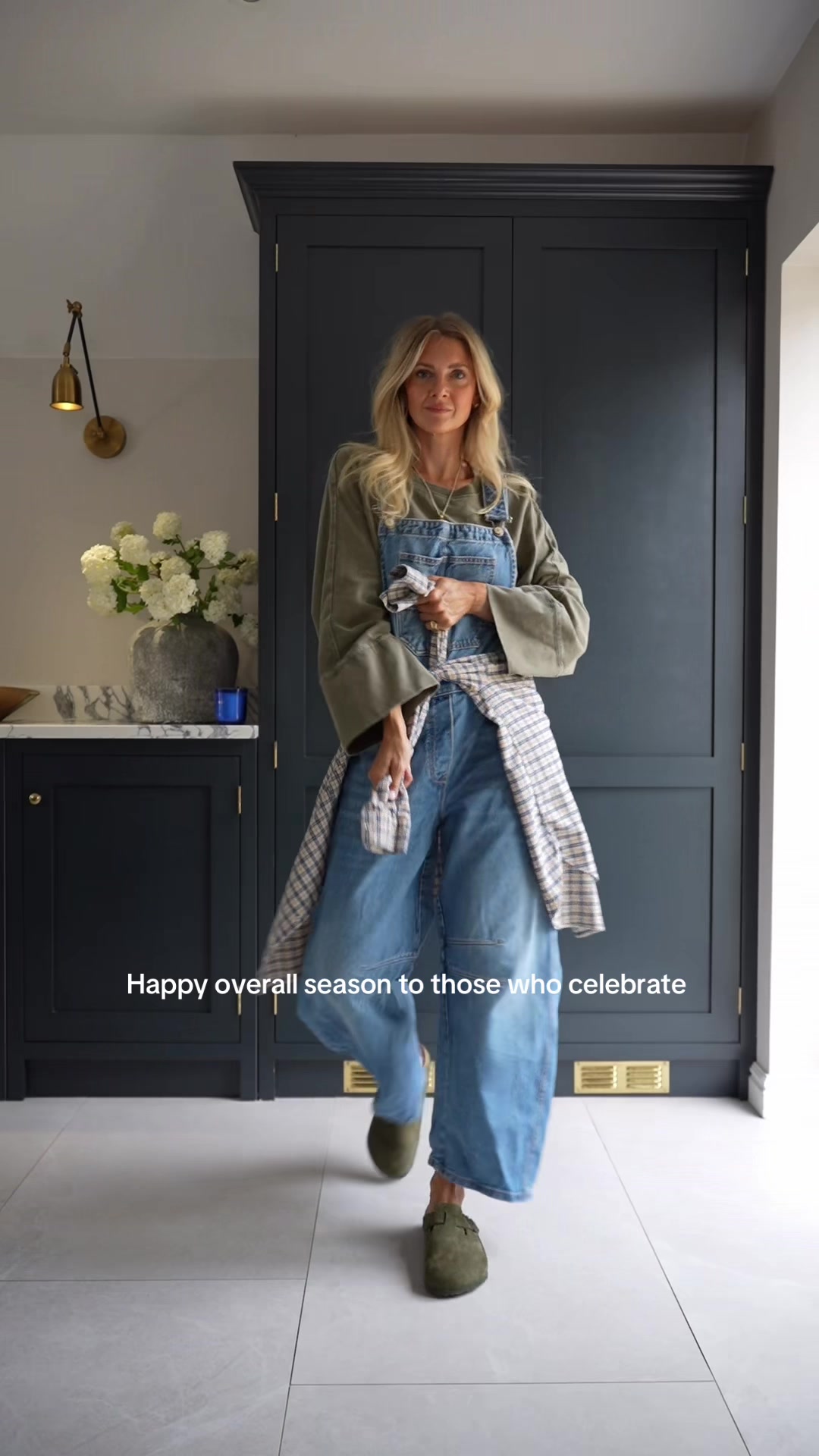 @Cara - Outfit Inspo Over 40