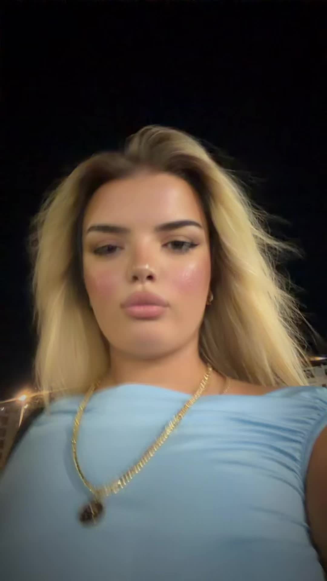 @bleonaaa