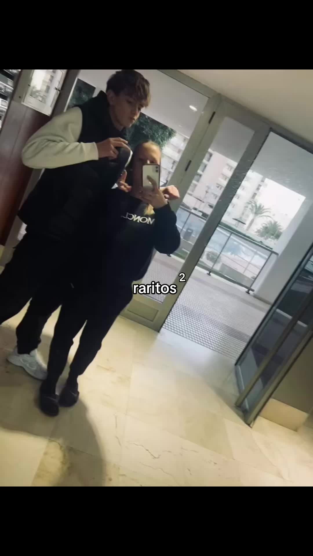 @_.lauuraa.00_