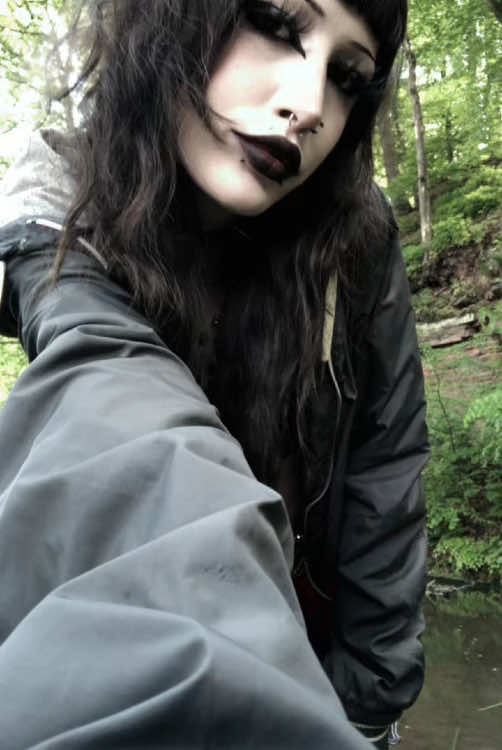 @_rotten.vampire_