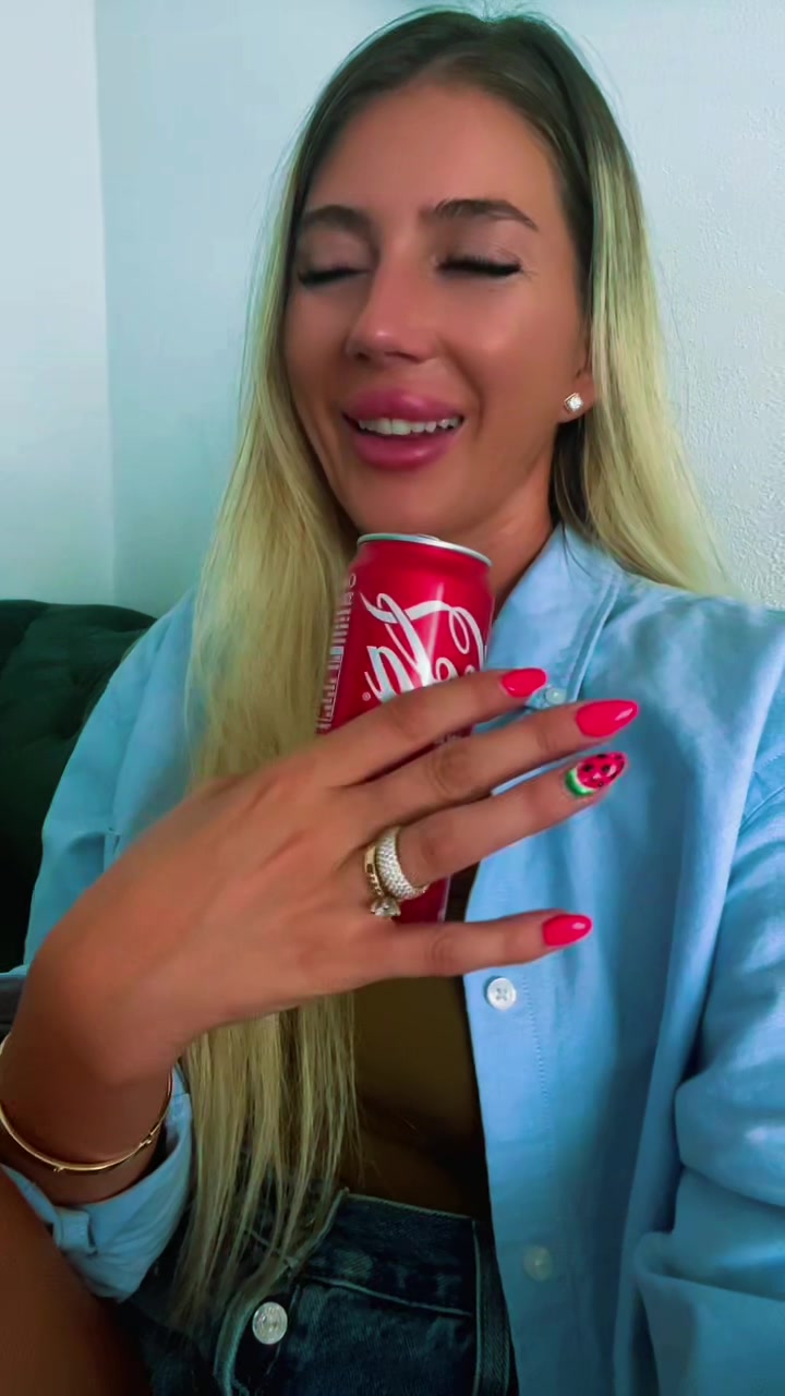 @Teodora