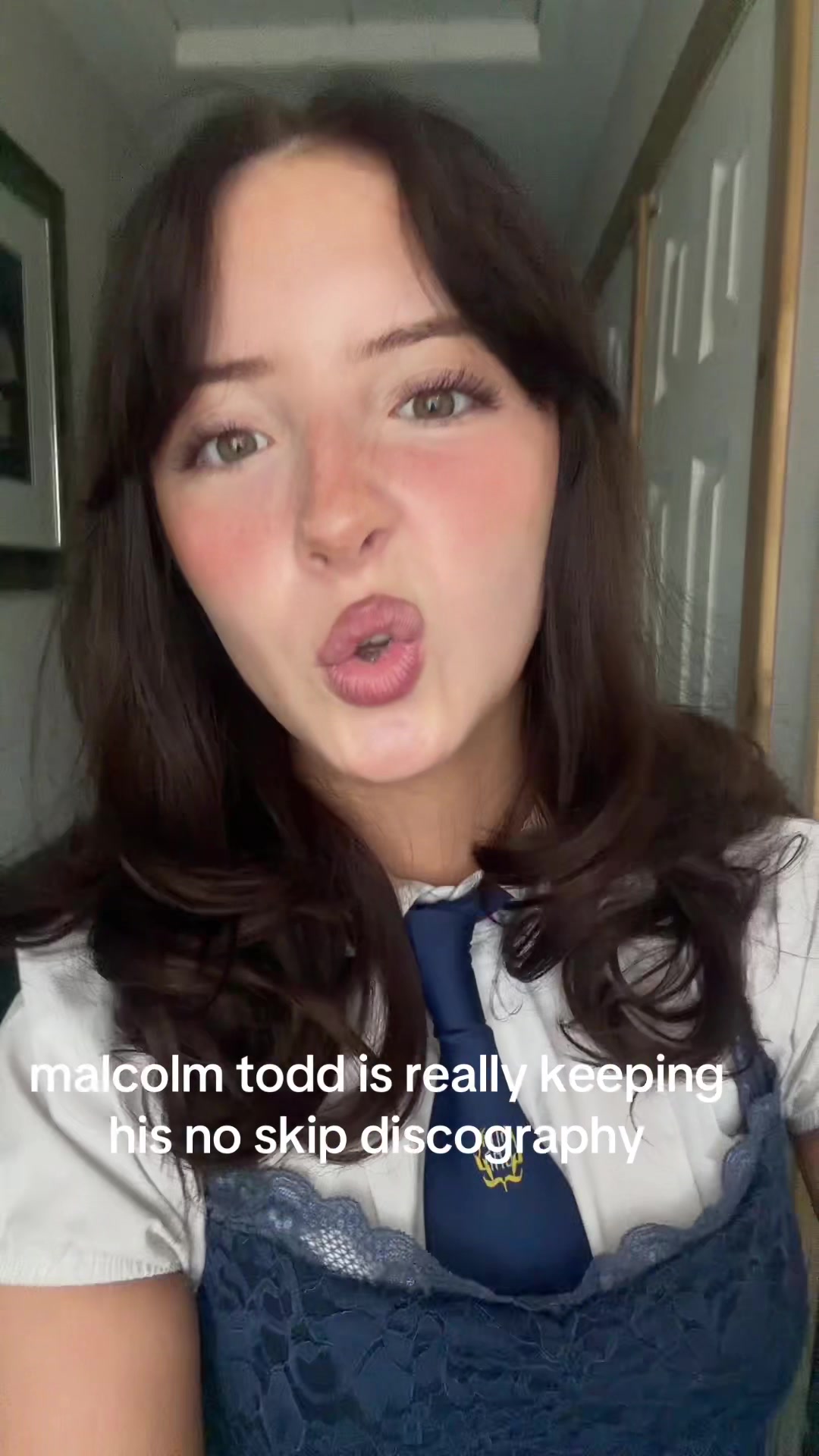 @𝑔𝑒𝑜𝓇𝑔𝒾𝑒 𝓂𝒶𝓎🧁🍒