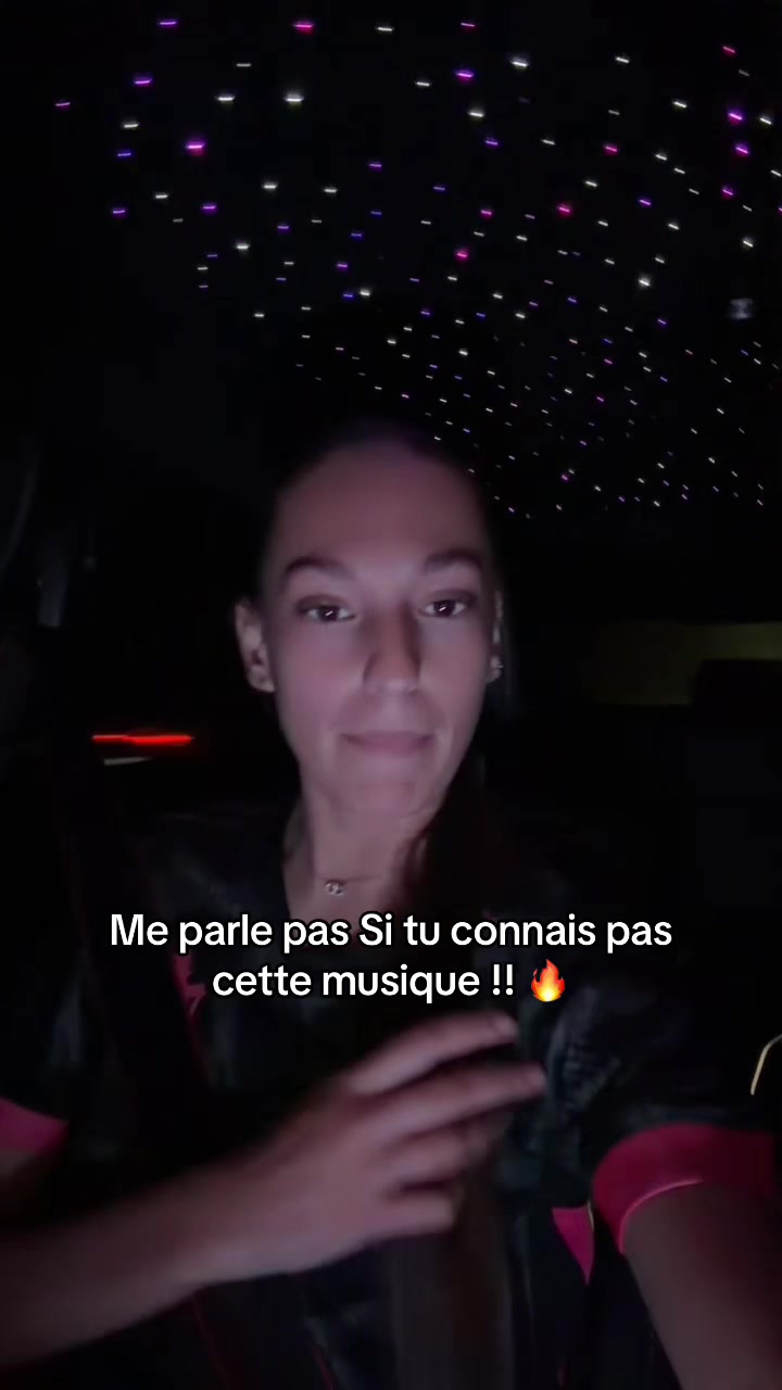 @Chlo&eacute;D&D🐺