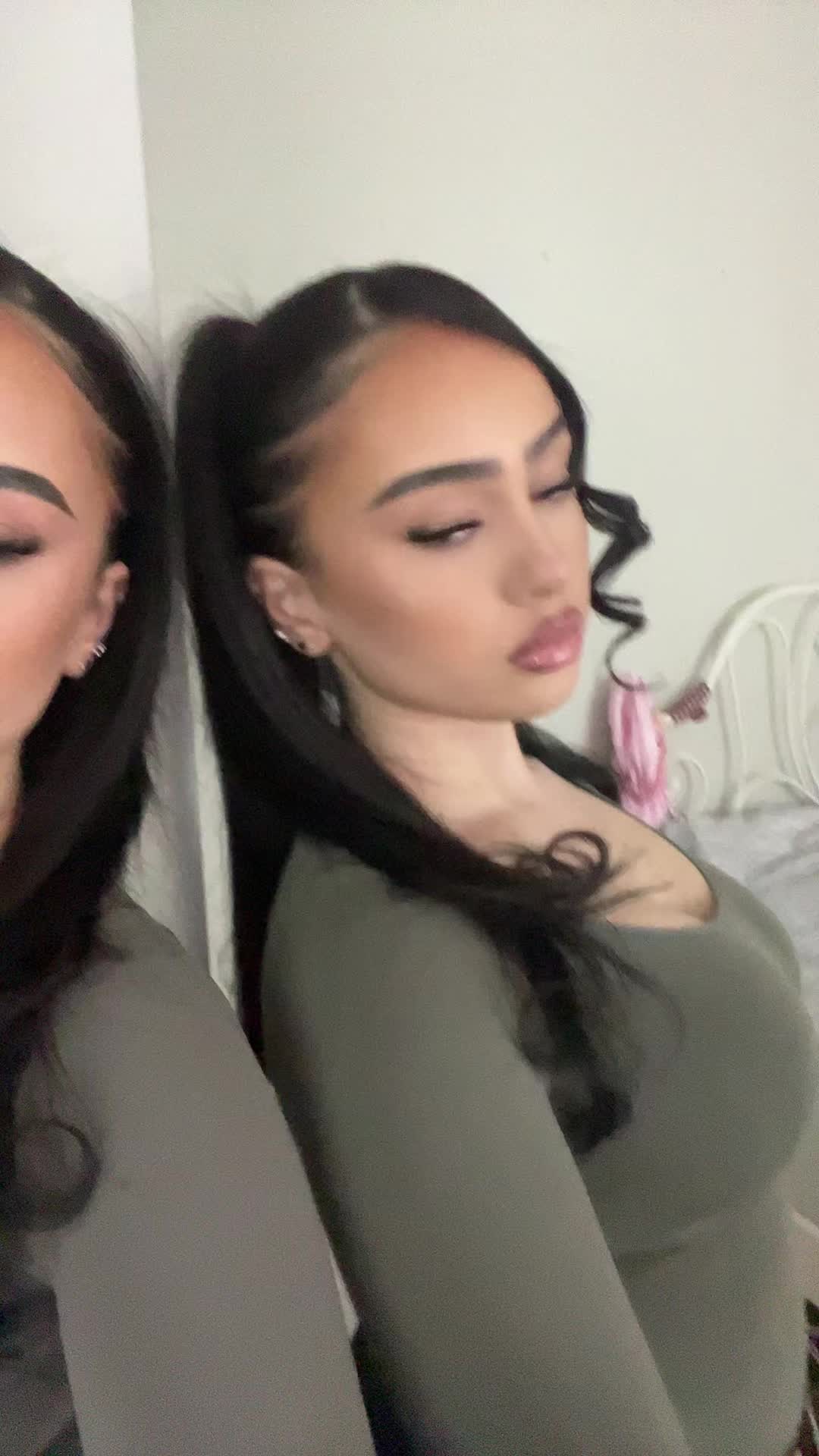 @𝐌𝐞𝐥𝐢𝐡𝐚