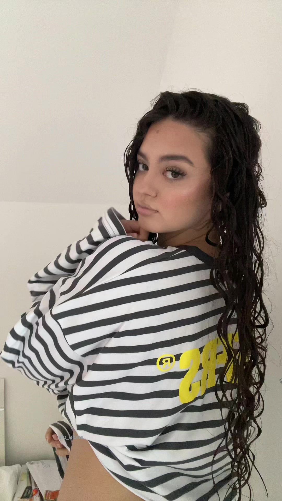 @elona845