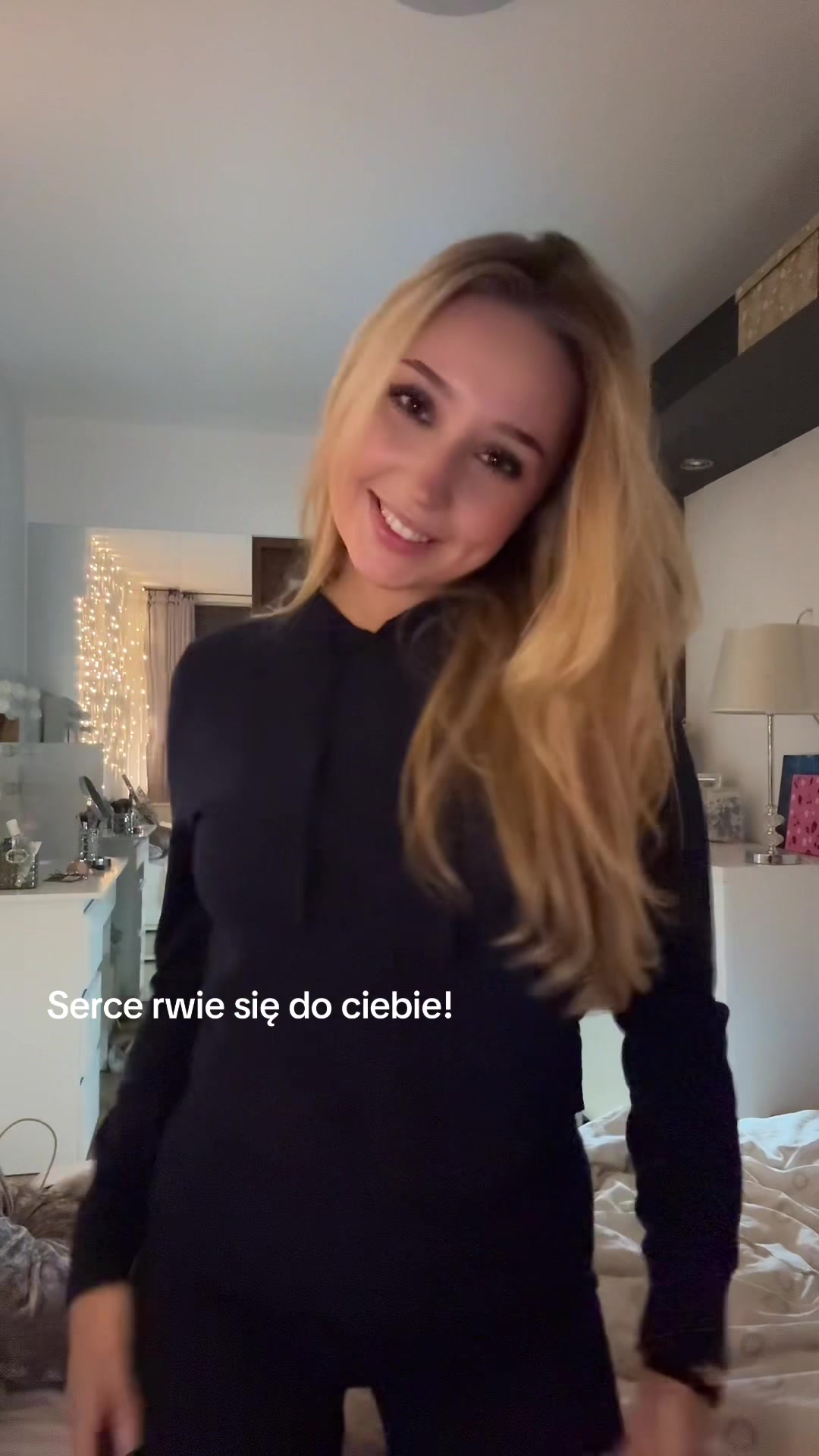 @zuziafurman
