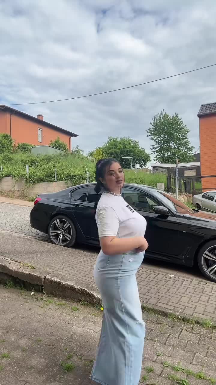@Elysa