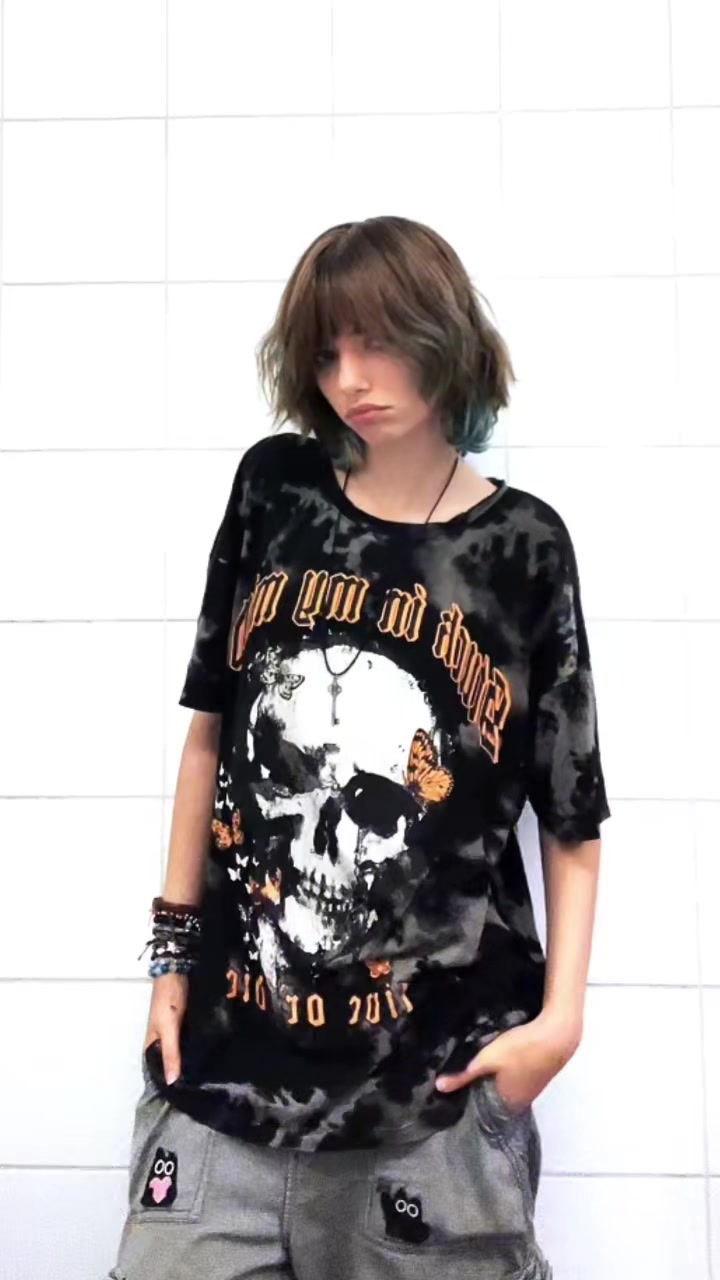 @T<3
