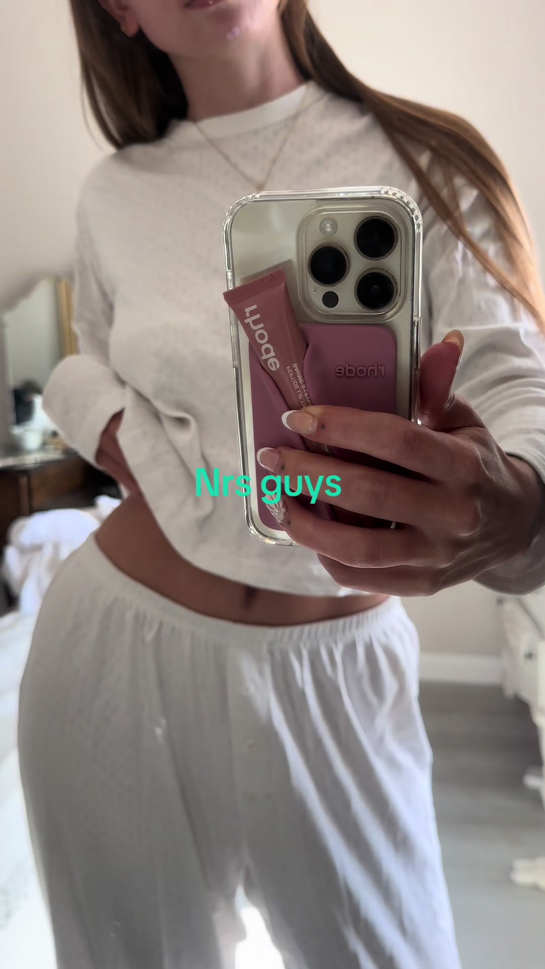 @chloella