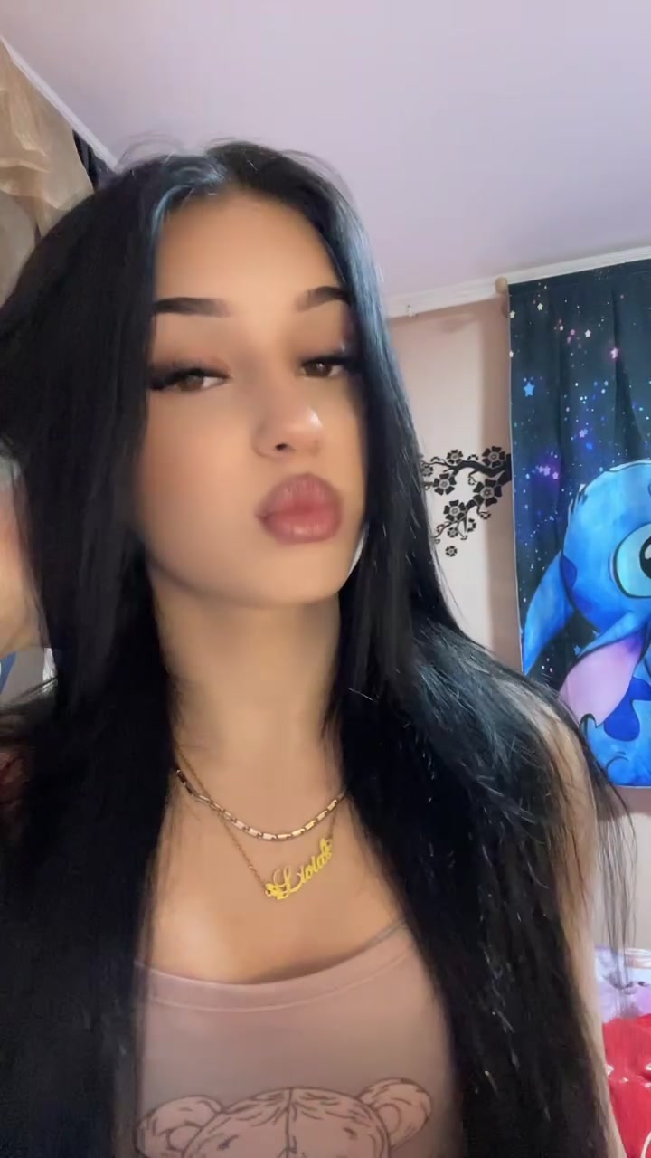 @꧁💋༒•Lïvîã•༒💋꧂