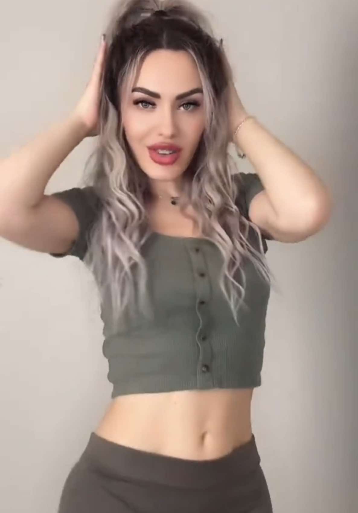 @Elena Gutu