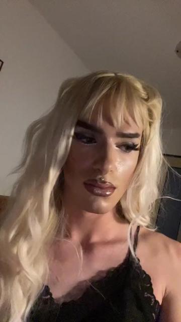 @Cara🔮