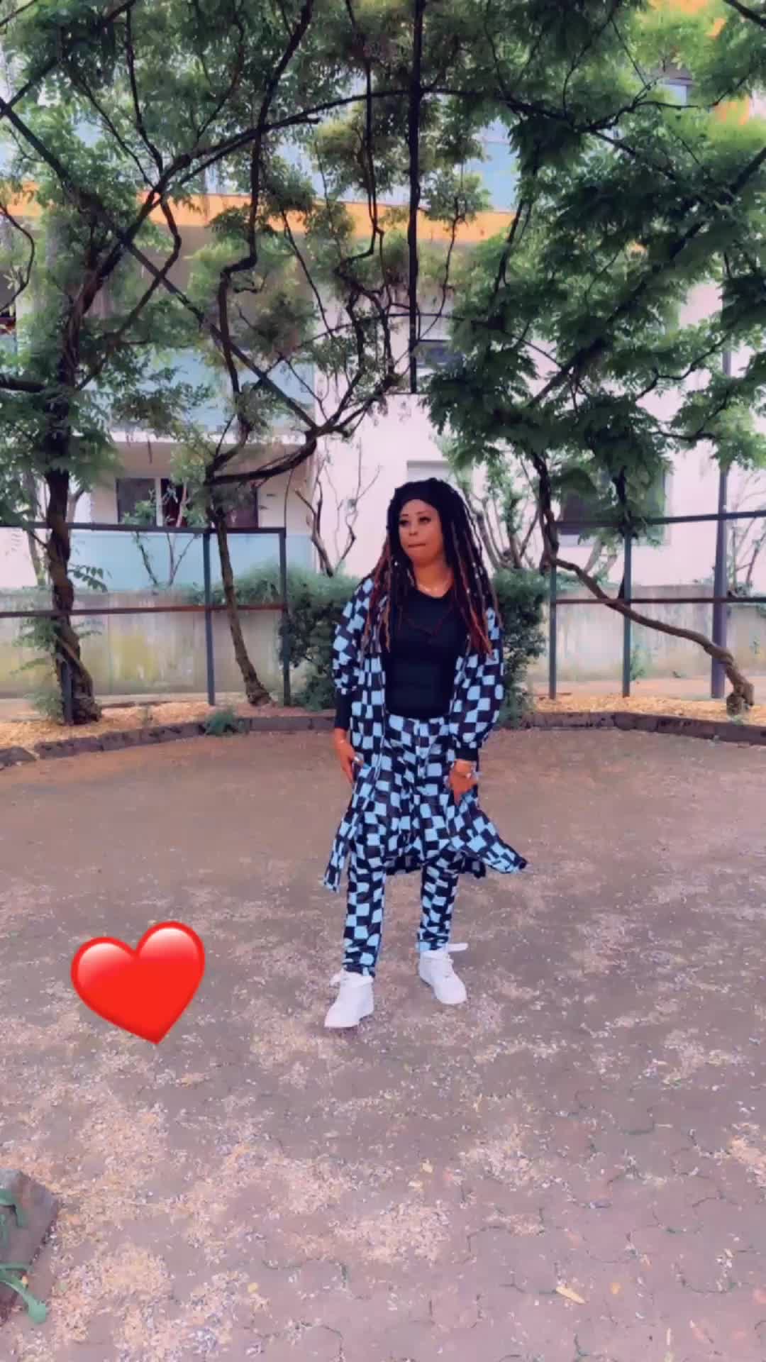 @AwaSoeveSonko⭐️