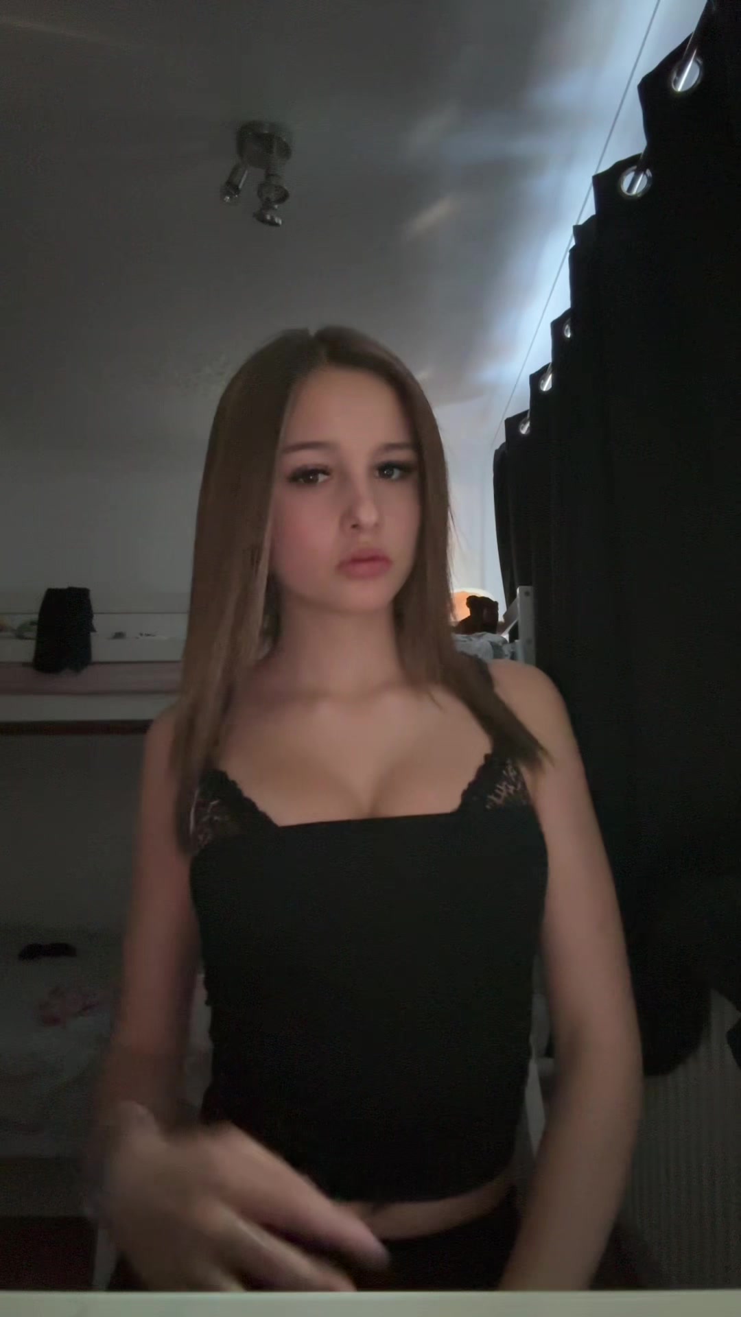 @𝒶𝓂ℯ𝒾𝓇𝒶 ℯ𝓂𝒷ℯ𝓇𝓉ℴ𝓃 𝓍