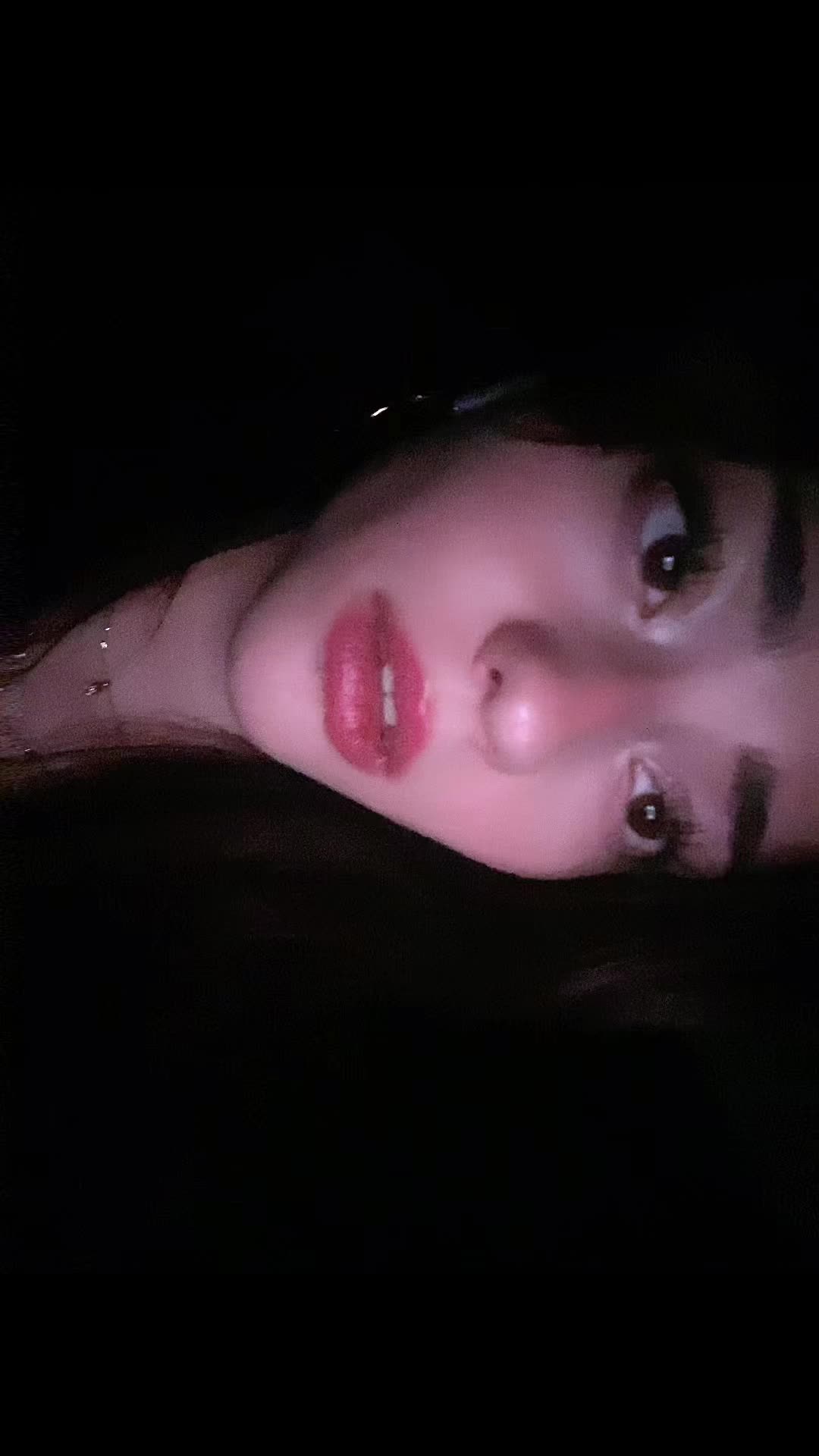 @bella