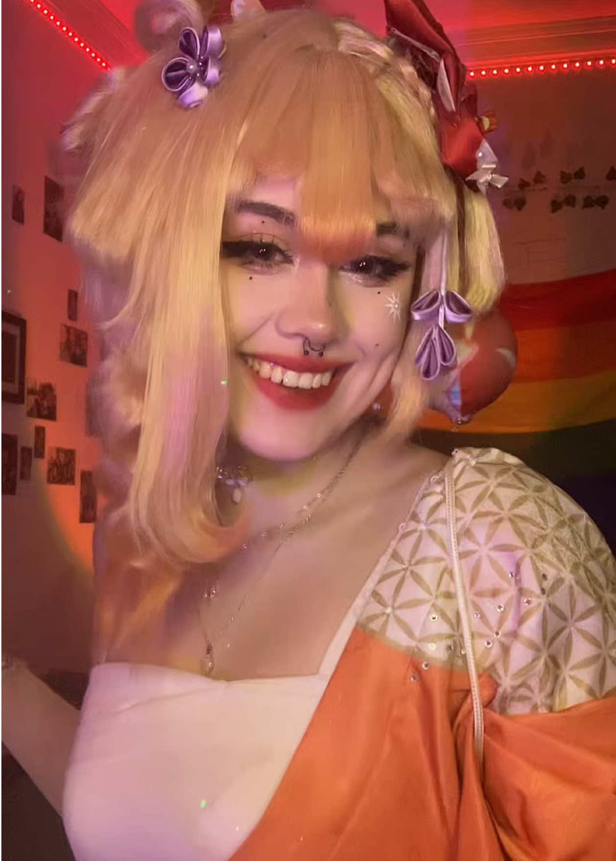 @>°Jojo°<