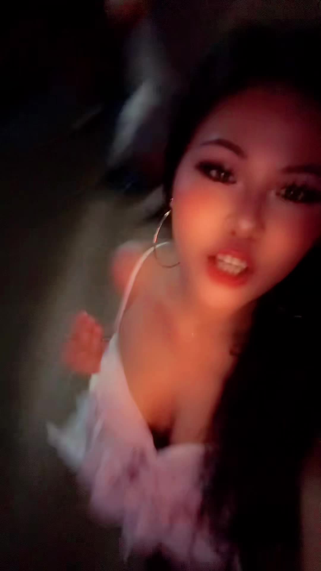 @V🐏