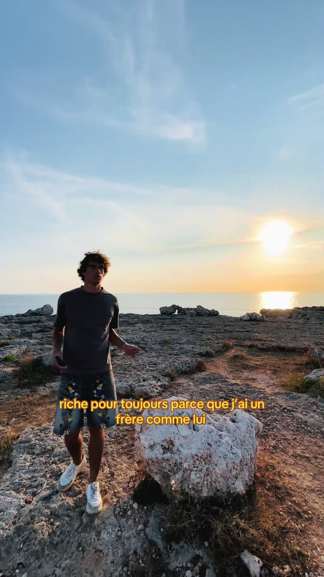 @julie 💛