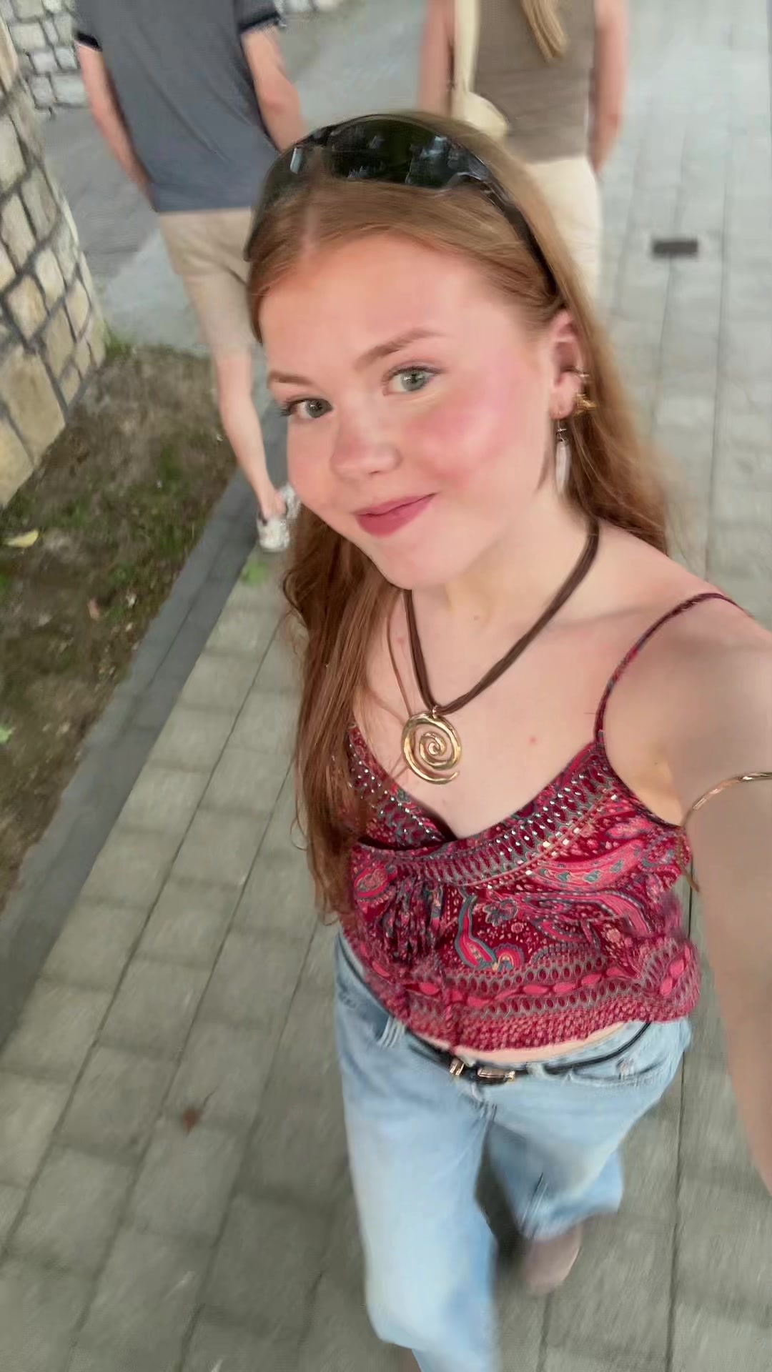 @(EMELÍA) ÍRIS