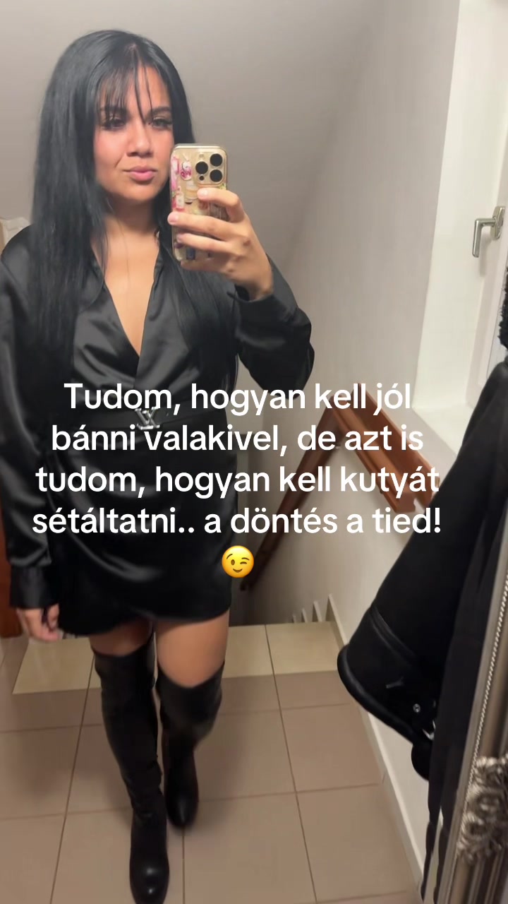 @Julianna Varga