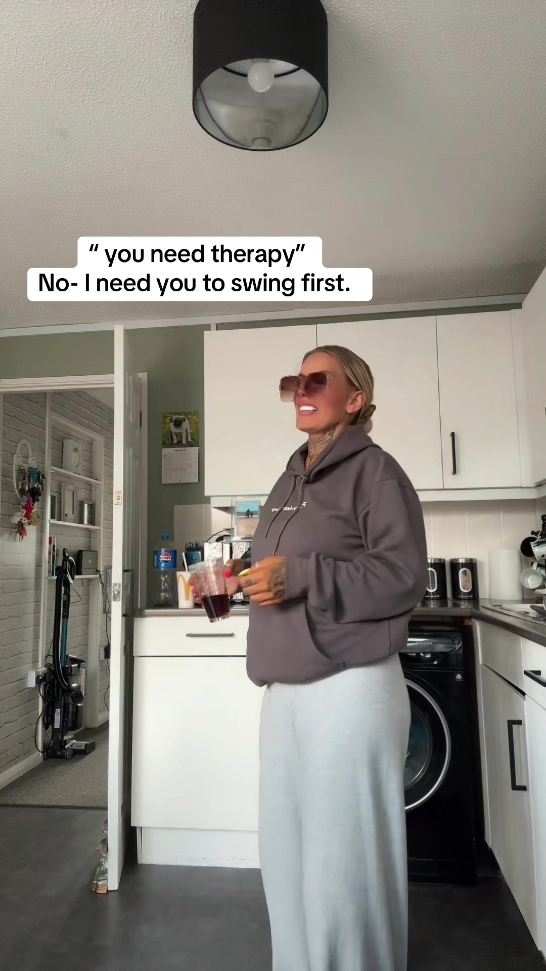 @Officialkelly_blonde