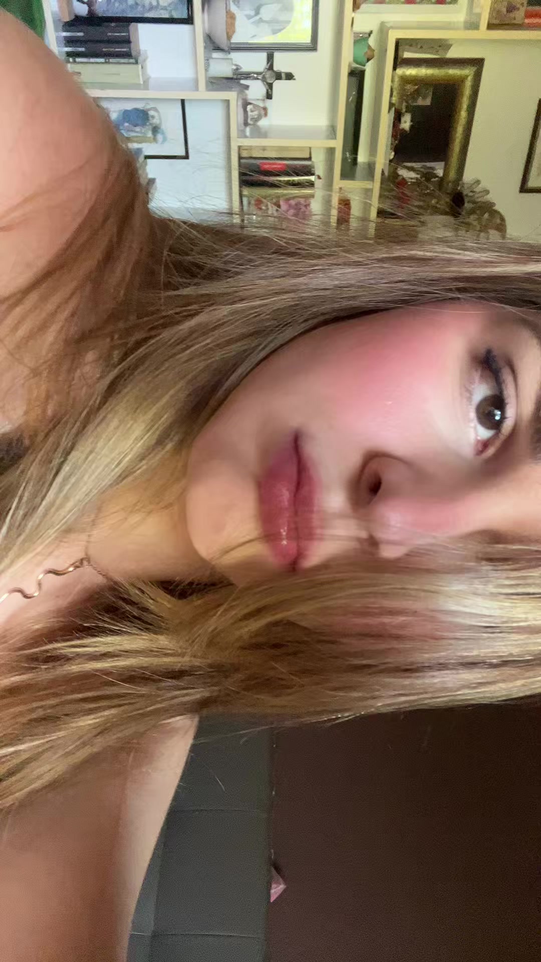 @Angela