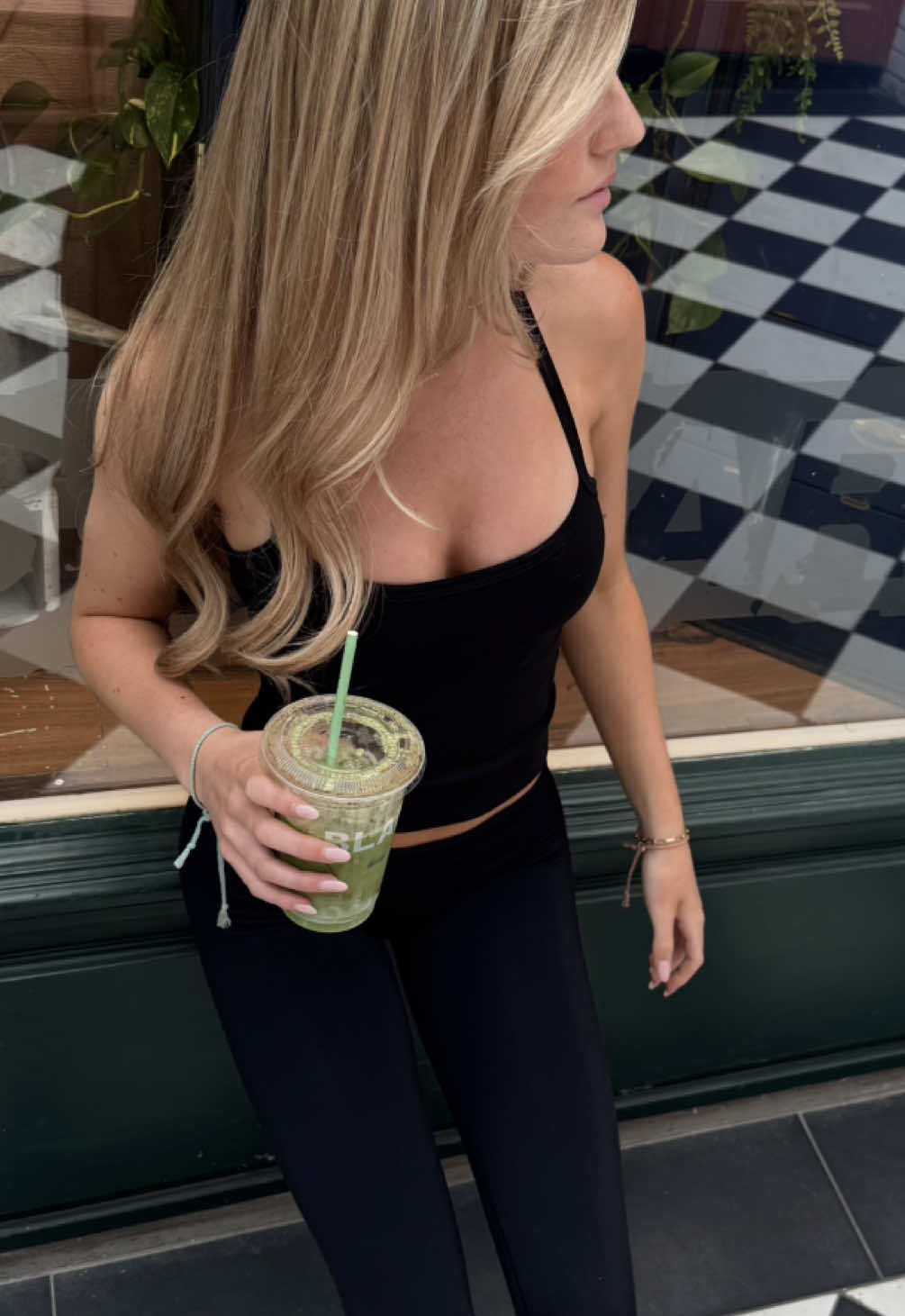 @theofficialryah
