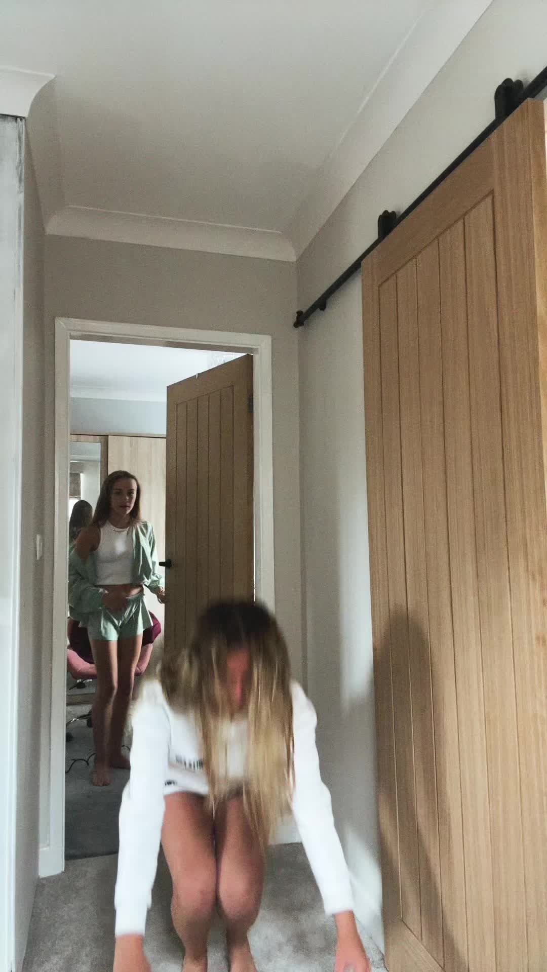 @đđŠđđ„đąđâšđ„