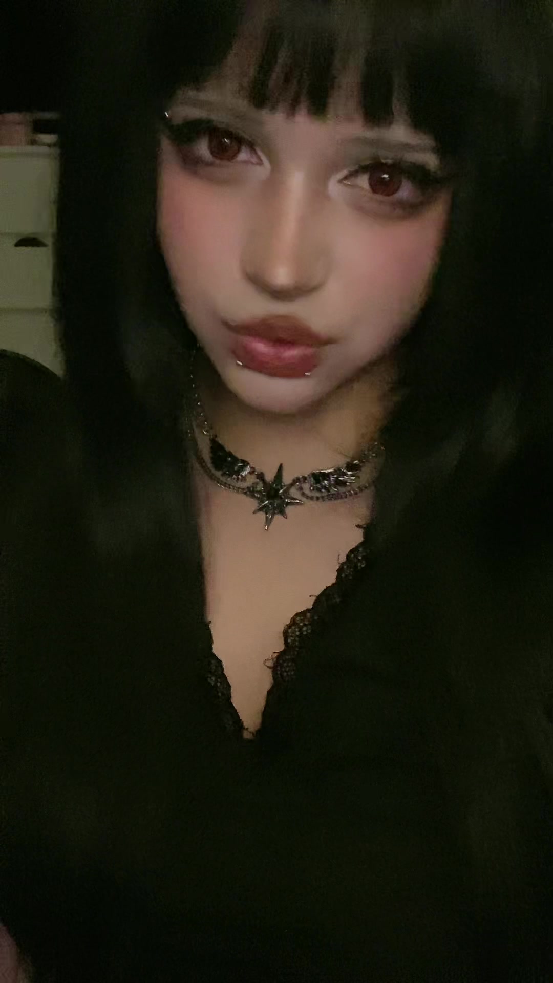 @Ivyy