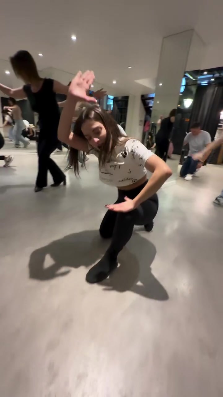 @vaniaapostolidou