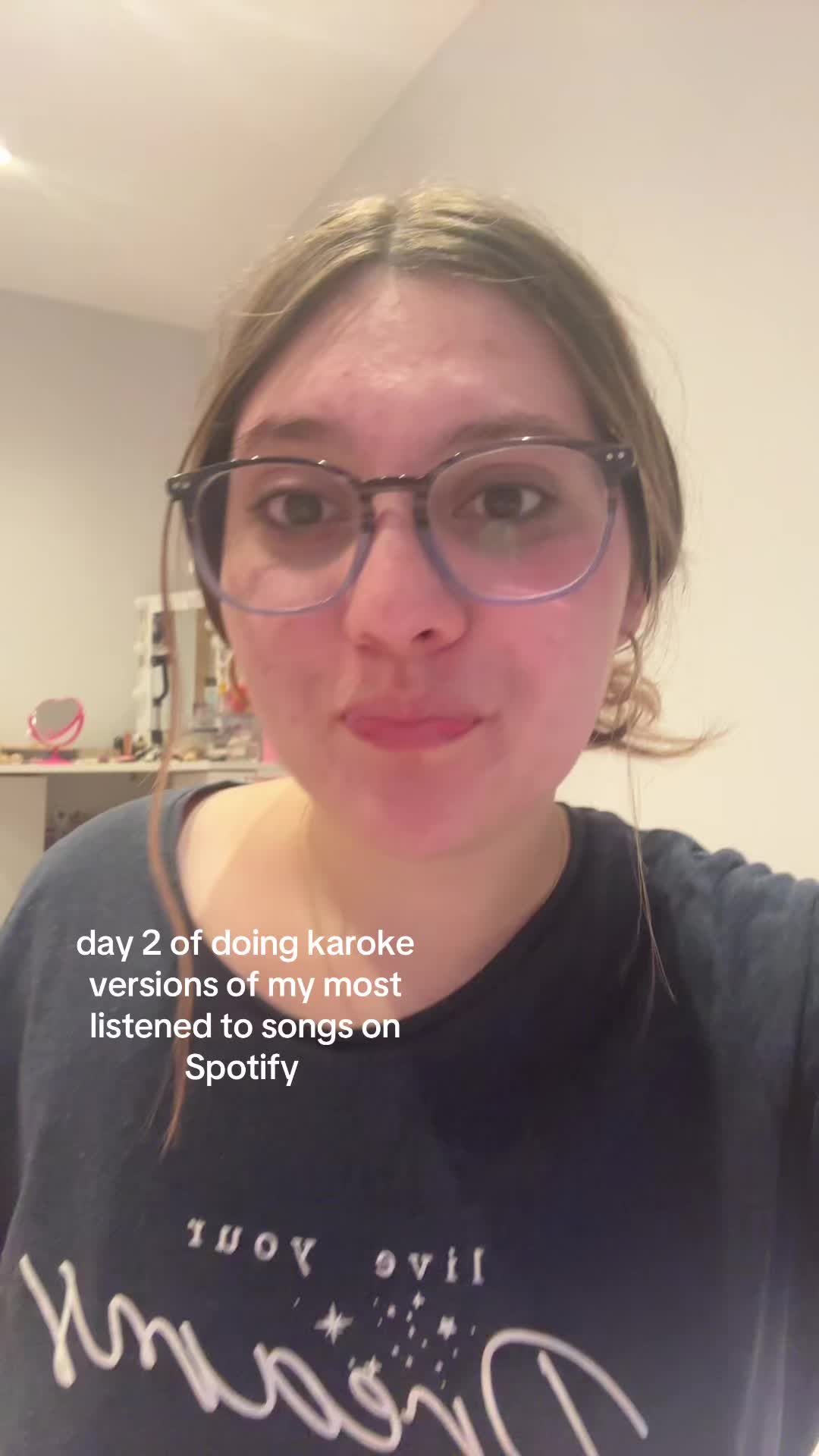 @sophie 𝜗ৎ