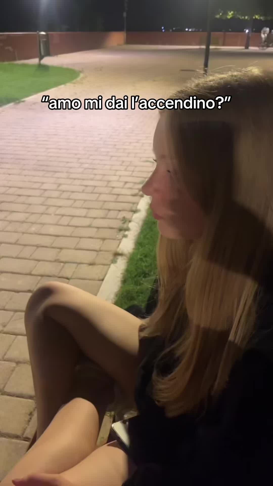 @👩🏼👩🏻