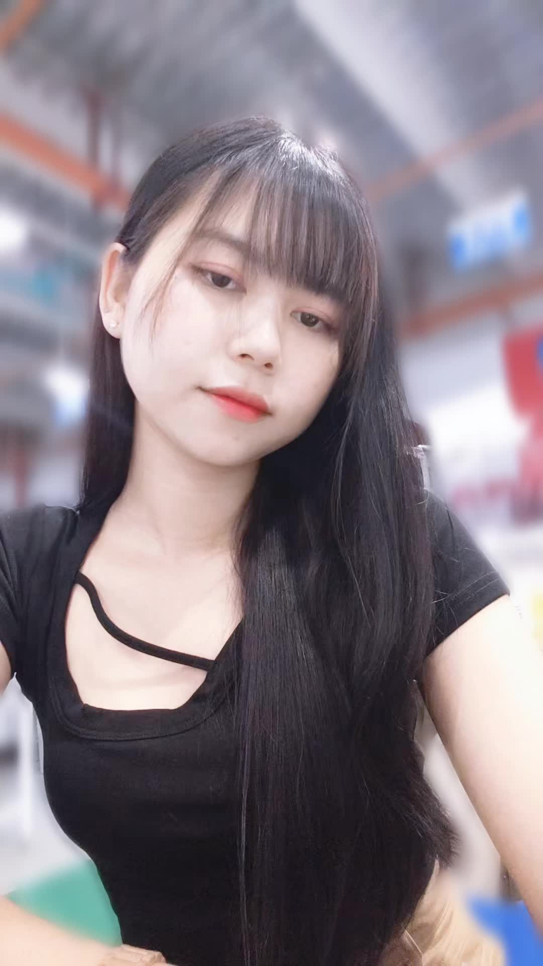 @🌸Chit Su🌸🇲🇲🇨🇳(အိမ်ပြေး)
