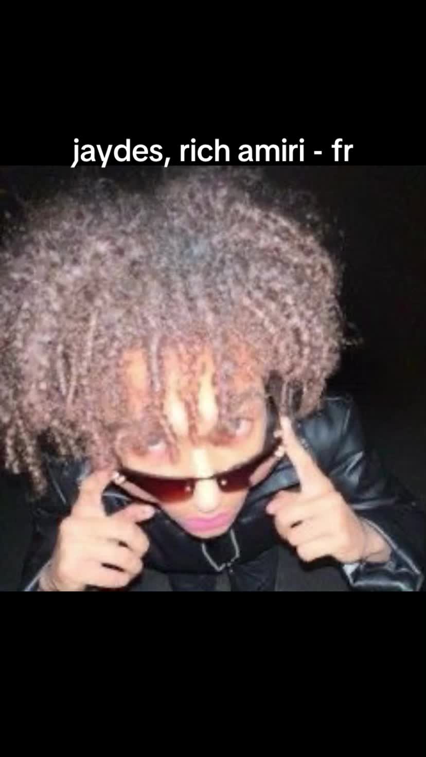 @👤