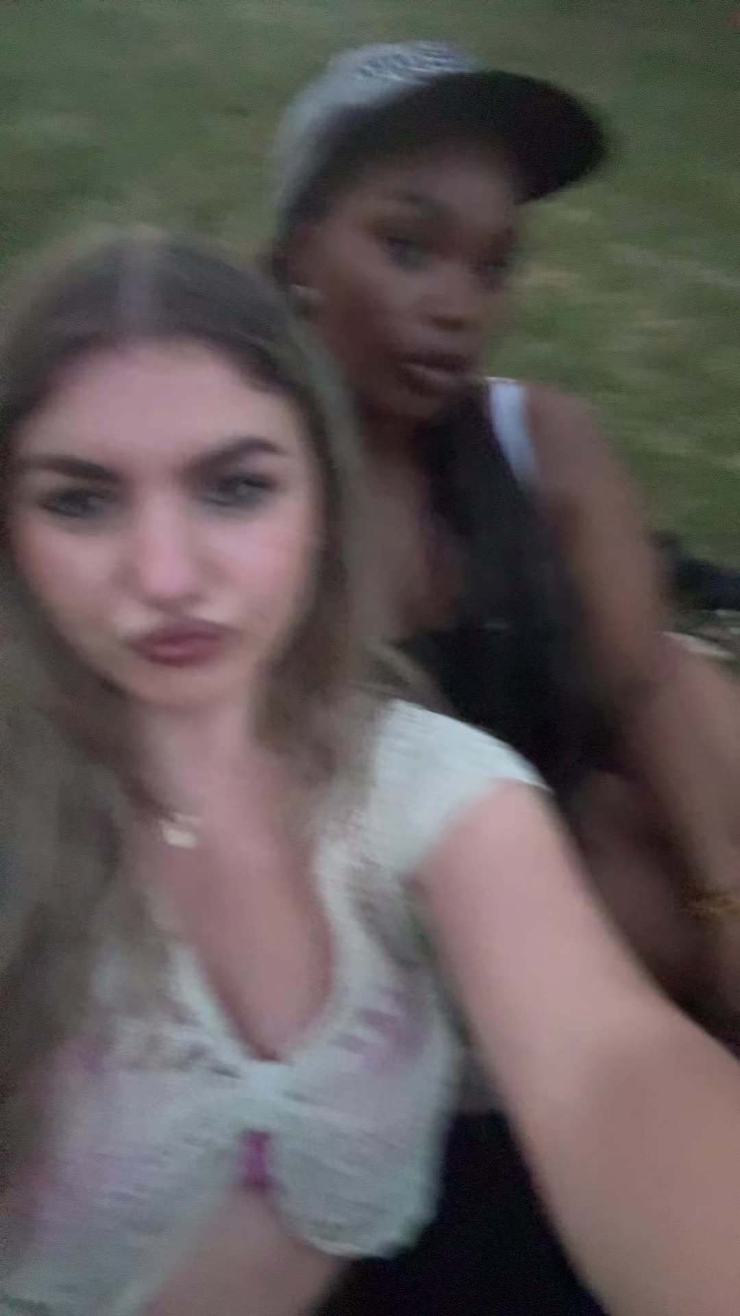 @klaudia