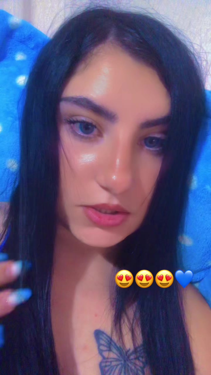 @💜Daniellaaa💜