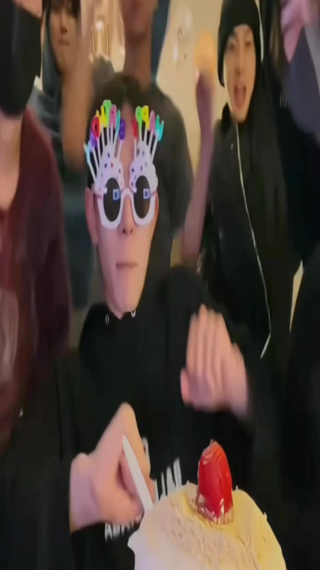 @xii⋆˚࿔